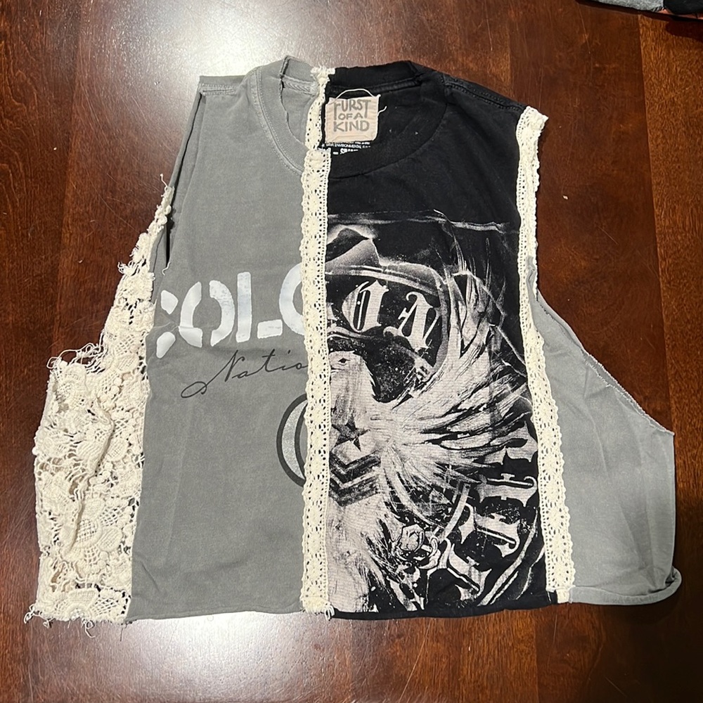 Furst of a Kind Graphic Crop Top